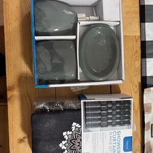 Gray Bathroom Accessory Set with Shower Curtain
